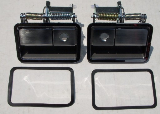 70 71 72 73 74 Dodge Challenger Door Handles PAIR